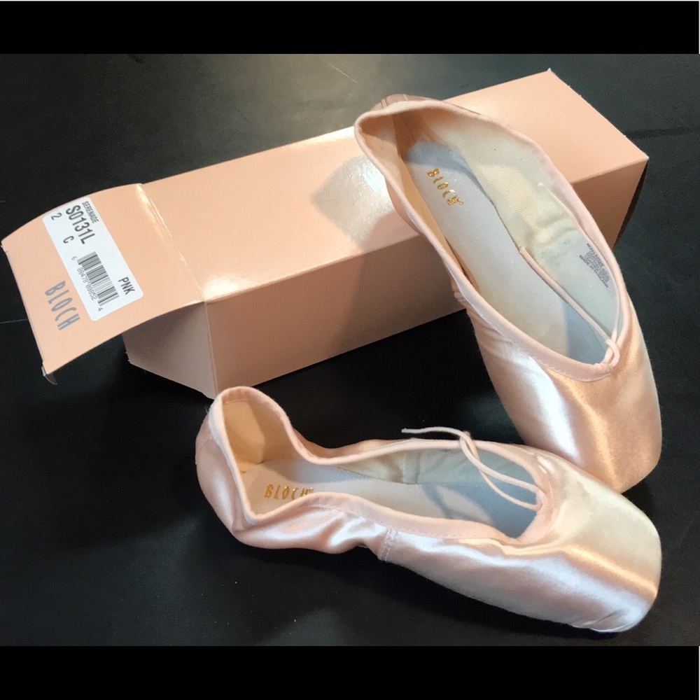 Bloch Serenade Pointe Ballet Shoe Size 2 C SO 131